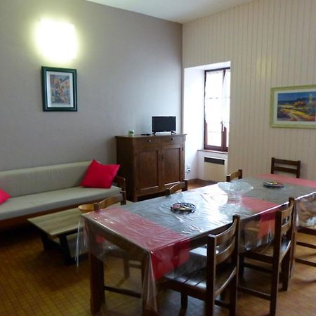 Appartement Arfeuilles, 4 Pieces, 6 Personnes - Fr-1-489-243 Exterior foto